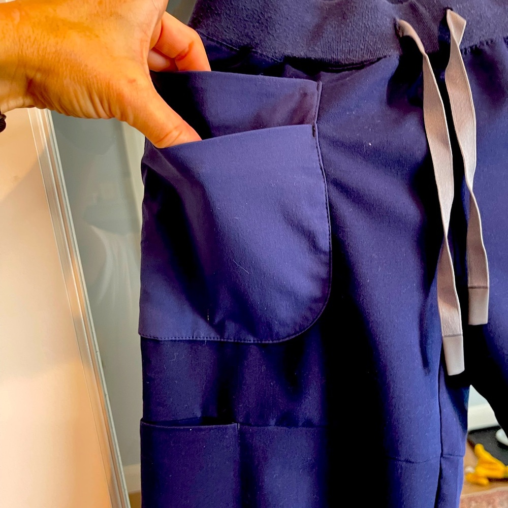 Barely Worn And Discontinued Style From Figs - image 3